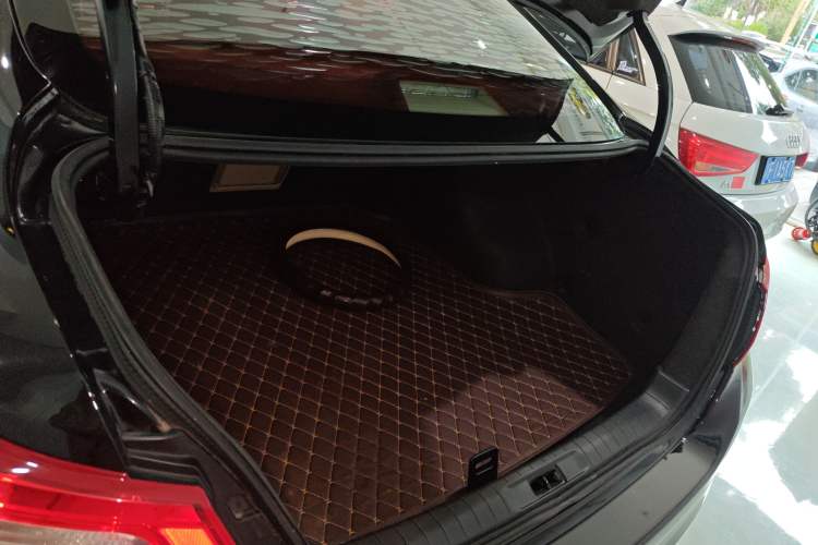 Used Nissan Teana 2016 2.0L XE Fashion Edition
