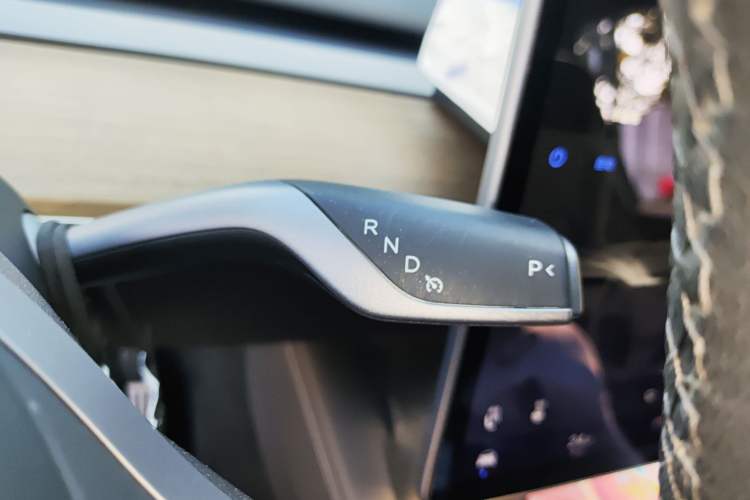 Used Tesla Model Y 2021 Standard Range Rear-Wheel Drive Version