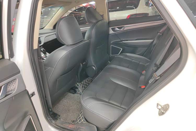 Used Geely Auto Emgrand GL 2018 1.8L DCT Elite Smart Connectivity Version
