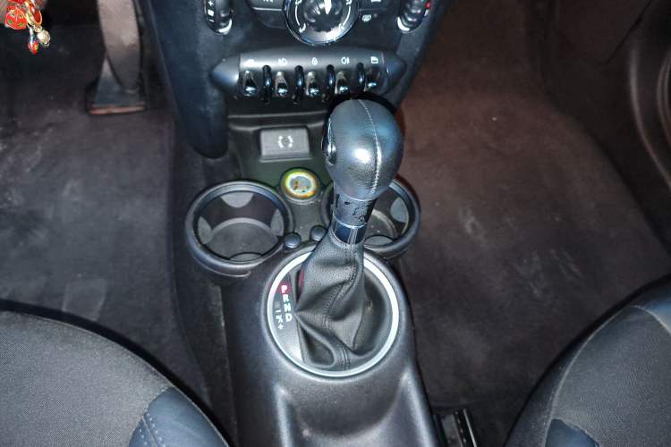 Used MINI MINI 2012 1.6L COOPER Baker Street
