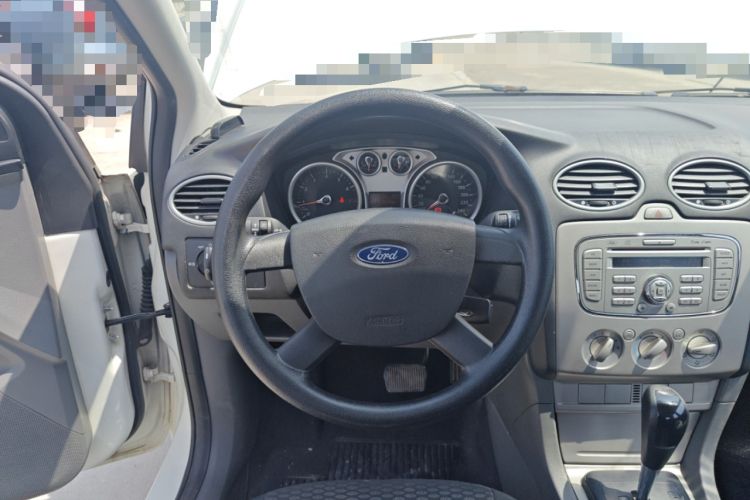 Used Ford Focus 2013 Hatchback Classic 1.8L Automatic Base Model Steering Wheel