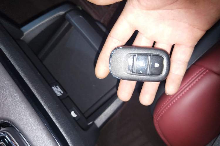 Used Honda Odyssey 2024 2.0L eHEV Sharp & Enjoy Edition