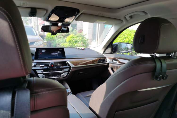 Used BMW 5 Series 2018 525Li Luxury Package
