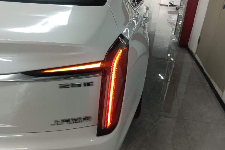 Used Cadillac CT6 2023 28T Luxury Version