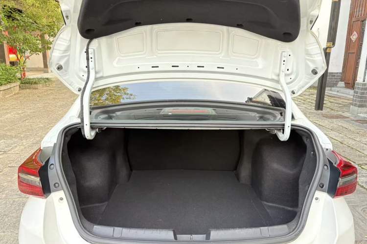 Used Chery Arrizo GX 2019 Pro 1.5T CVT Model Color Version China VI Standard