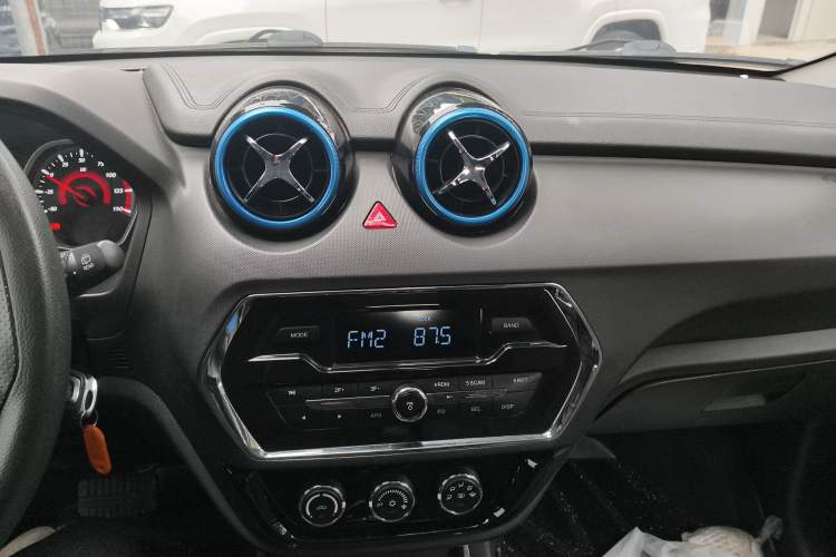 Used Soueast DX3 2018 EV400 Elite Edition