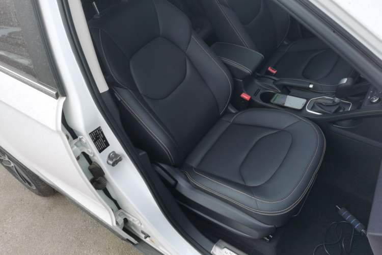 Used Bestune X40 2017 1.6L Automatic Prestige Edition
