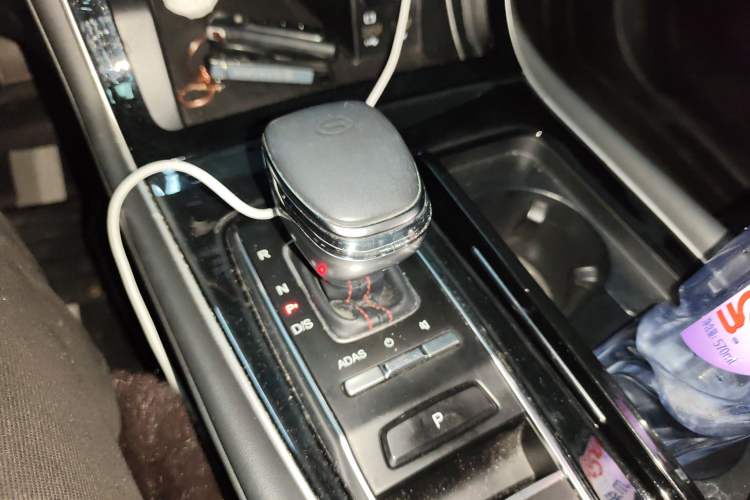 Used GAC Trumpchi GS4 PLUS 2022 270T Automatic Star Edition Gear Lever