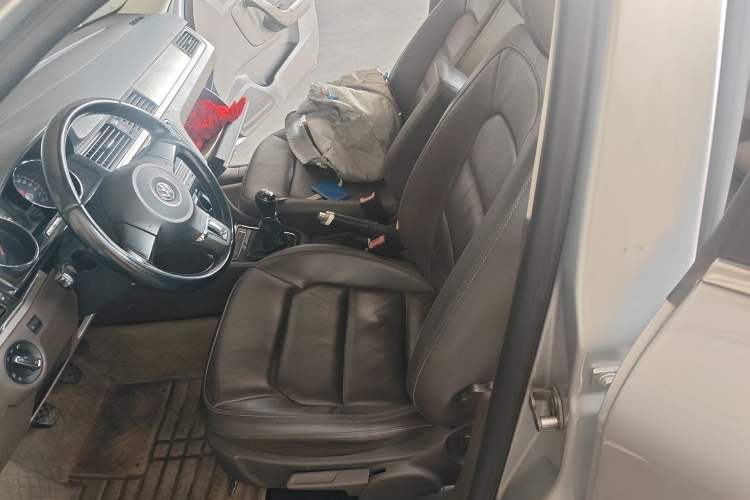 Used Volkswagen Bora 2013 1.6L Manual Comfort Model
