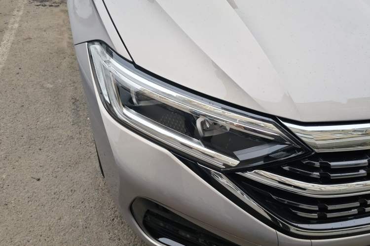 Used Volkswagen Sagitar 2023 300TSI DSG Excellence Edition Exterior 6