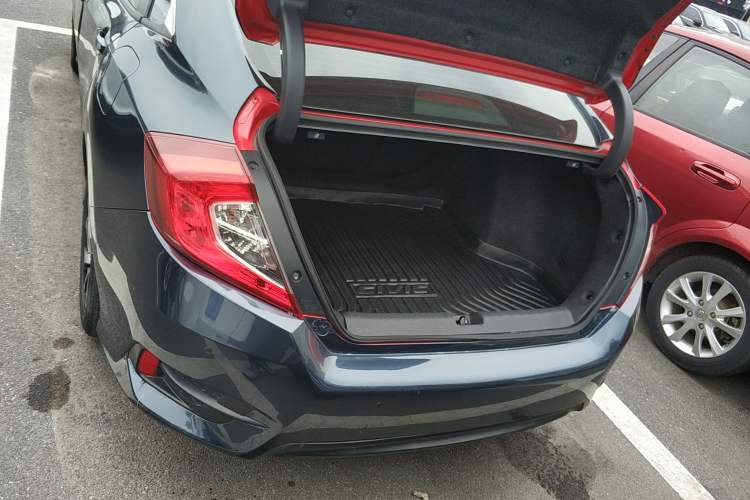 Used Honda Civic 2016 220TURBO CVT Luxury Edition