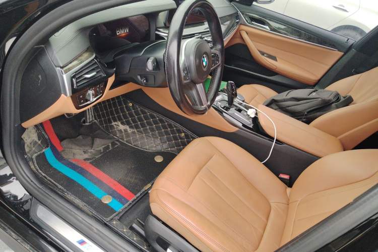 Used BMW 5 Series 2019 530Li Leading Model M Sport Package
