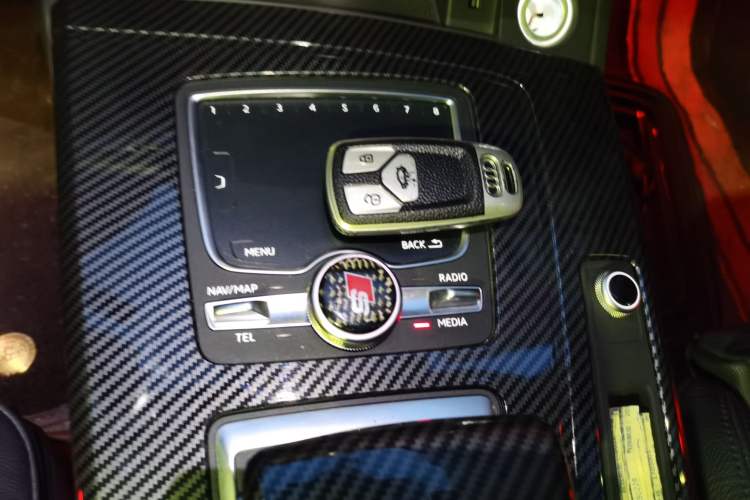 Used Audi Q5L 2018 45 TFSI Prestige Sport China V Vehicle Key