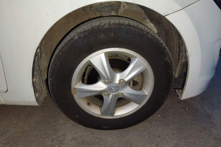 Used Hyundai Verna (older generation) 2016 1.4L Manual Smart GLS Trim