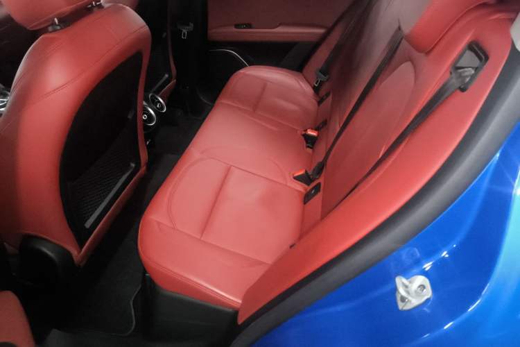 Used Alfa Romeo Stelvio 2020 2.0T 280HP Luxury Edition
