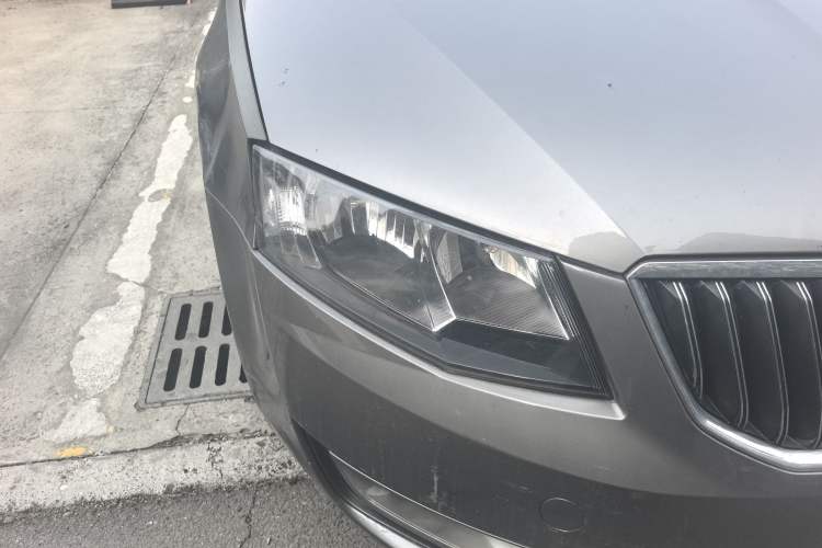Used Skoda Octavia 2015 1.6L Automatic Yijun Edition
