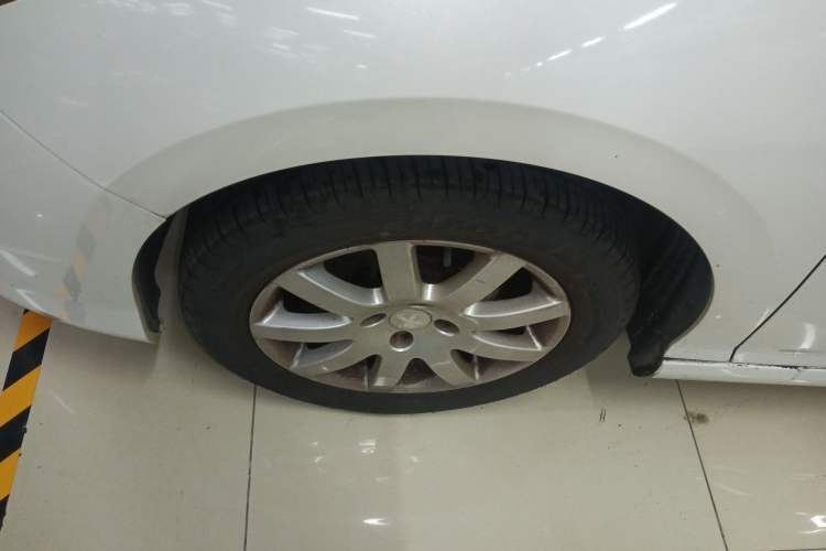 Used Peugeot 308 2014 Enjoy Edition Classic 1.6L Manual YouShang Model Left Front Wheel Hub