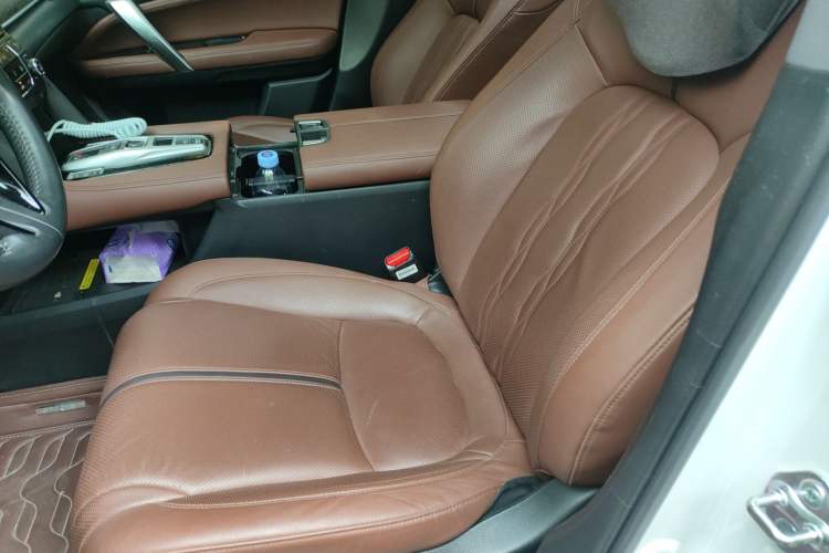 Used Honda UR-V 2020 370TURBO Two-Wheel Drive Luxury Edition Left Front Seat