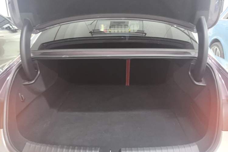 Used Xiaomi Auto SU7 2024 Rear-Drive Ultra-Long Range Advanced Pro-Level Intelligent Driving Version Trunk