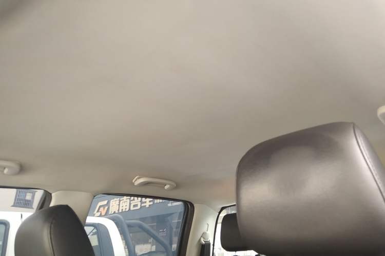 Used Great Wall Wingle 5 2017 2.0T European Version Diesel Two-Wheel Drive Advanced Large Double-Cab GW4D20E