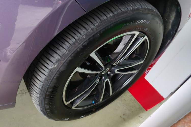 Used Hima AITO M5 2025 Extended-Range Ultra Rear-Wheel-Drive Version

