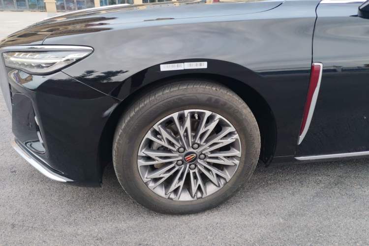 Used Hongqi H5 2023 1.5T DCT Smart Connect Flagship Edition Left Front Wheel Hub