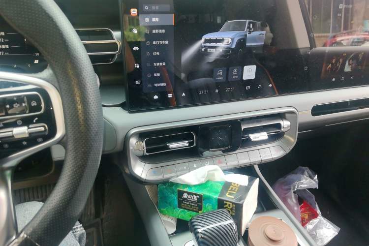 Used BAIC Off-Road BJ40 2024 2.0T All-New Urban Hunter Edition Chivalrous Style
