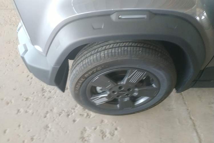 Used iCAR 03 2024 501km Range Two-Wheel Drive Long-Range Smart Trend Edition Exterior 4