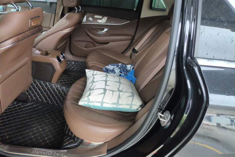 Used Mercedes-Benz E-Class 2020 E 300 L Luxury Model Left Rear Seat