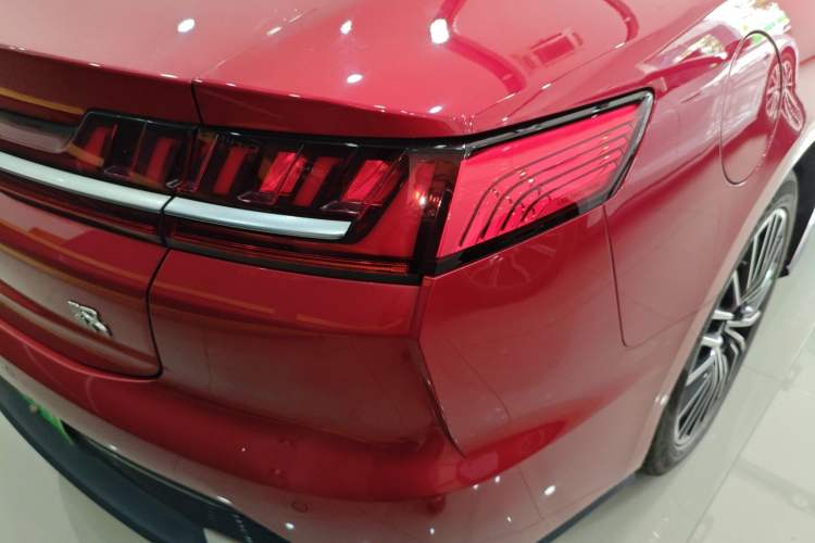 Used BYD Han 2020 EV Long-Range Luxury Model Right Rear Taillight