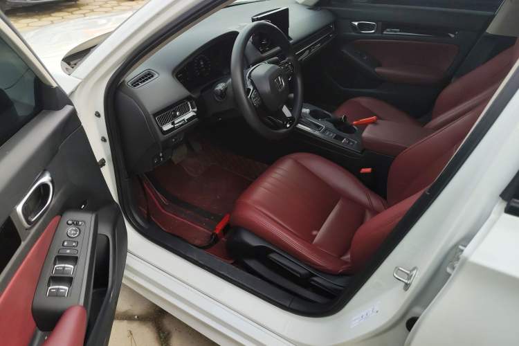 Used Honda Civic 2023 240TURBO CVT Dynamic Edition