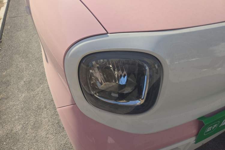 Used Bestune Pony 2026 Model 222km Cute Horse Right Front Headlight