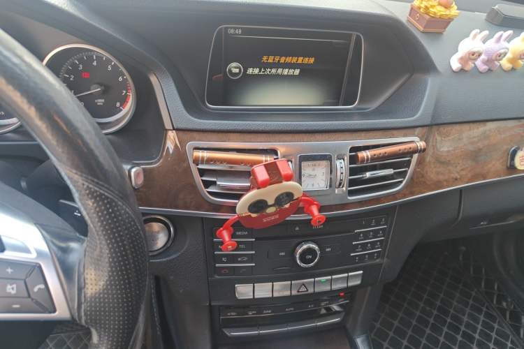 Used Mercedes-Benz E-Class 2015 Revised E 260 L