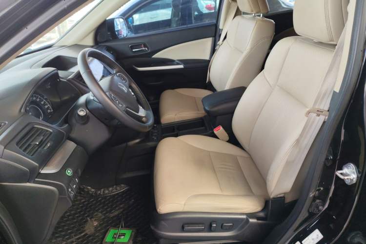 Used Honda CR-V 2015 2.4L four-wheel drive luxury version
