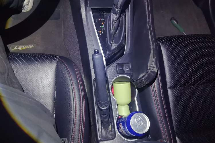 Used Toyota Levin 2017 Revised Version 185T CVT Leading Edition China VI Standard
