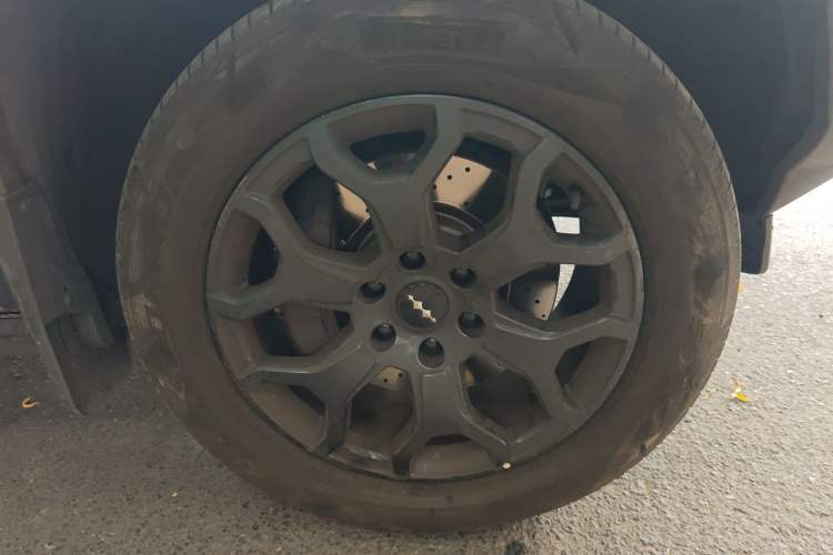 Used Formula Leopard 5 2023 Cloud Ride Flagship Edition
