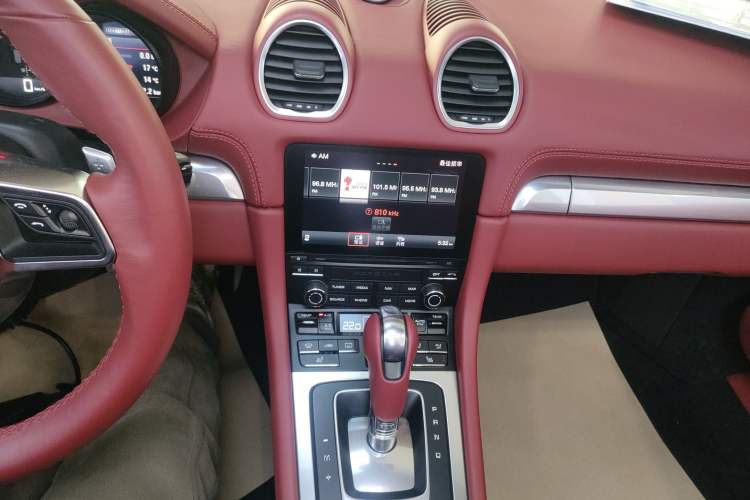 Used Porsche 718 2018 Boxster 2.0T
