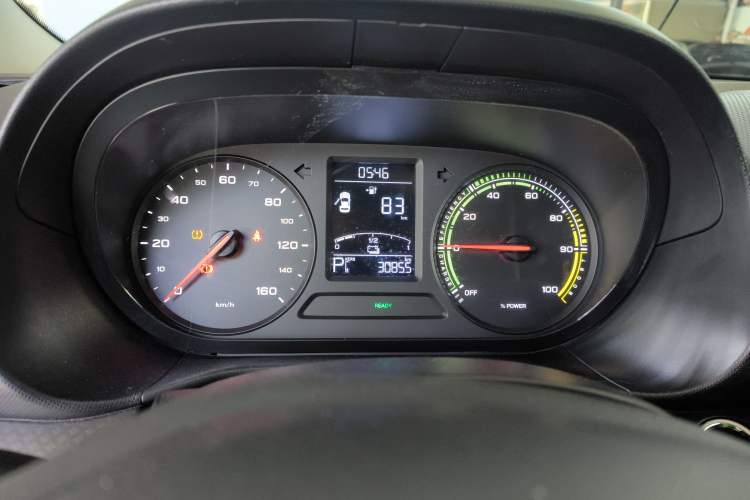 Used Roewe Clever 2021 302 km New Four-Seater Super-Efficient Version