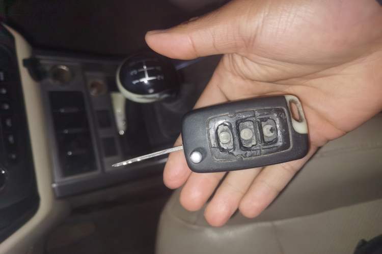 Used Geely Auto Classic Emgrand 2013 Sedan 1.5L Manual Elite Model
