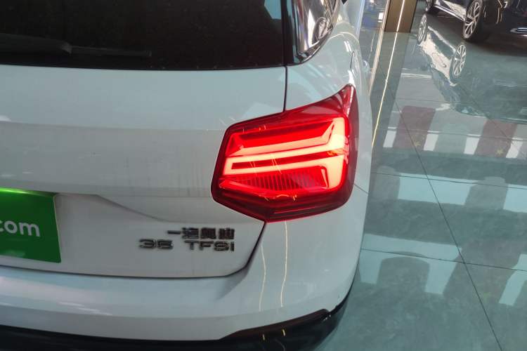 Used Audi Q2L 2018 35 TFSI Fashion Dynamic Version China V Emission Standard
