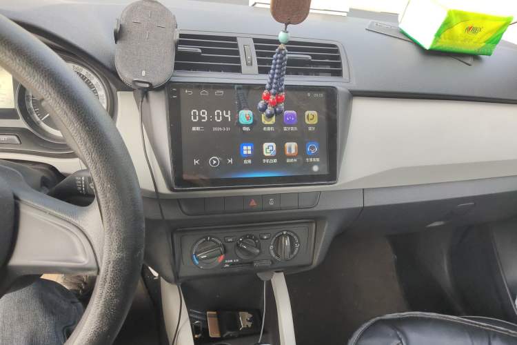 Used Skoda Fabia 2017 1.4L Automatic Car Enjoy Edition Audio And AC Panel