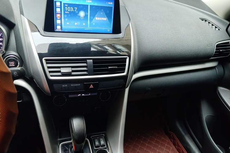 Used Mitsubishi Eclipse Cross 2019 1.5T CVT Two-Wheel Drive Belief Edition China VI Standard
