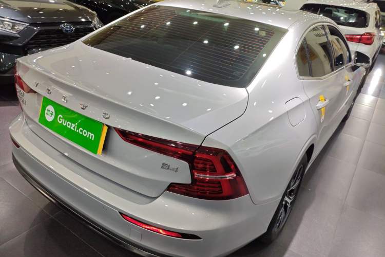 Used Volvo S60 2023 B4 Zhiyi Luxury Edition