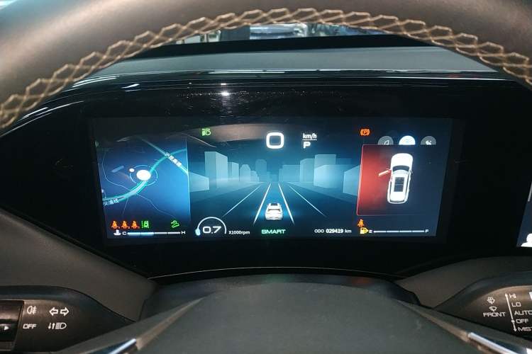 Used Dongfeng Aeolus Huge 2022 Mach Power 1.5T DareDrive Edition · Smart
