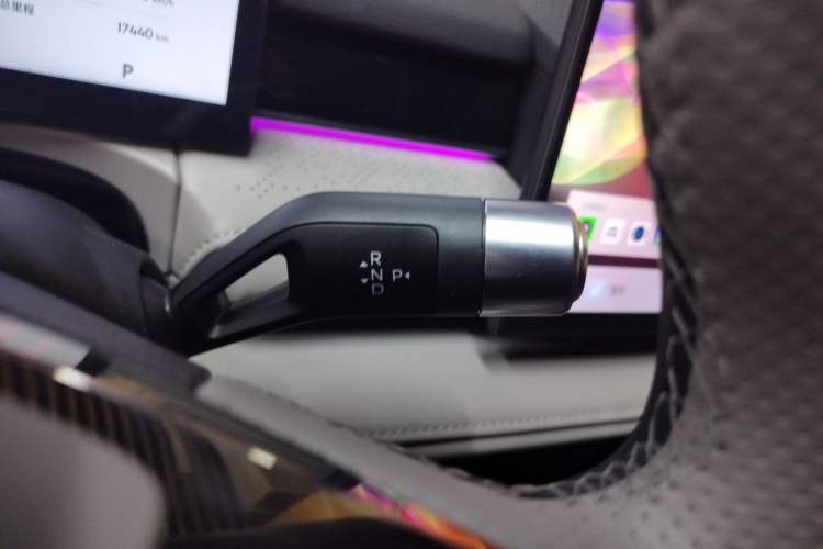 Used Geely Galaxy Galaxy 8 2025 130km EM-P Starship Edition
