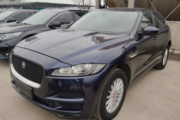 Used Jaguar F-PACE 2016 2.0T Two-Wheel Drive Urban Luxury Edition

