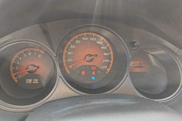 Used Everus S1 2012 1.3L Manual Comfort Edition
