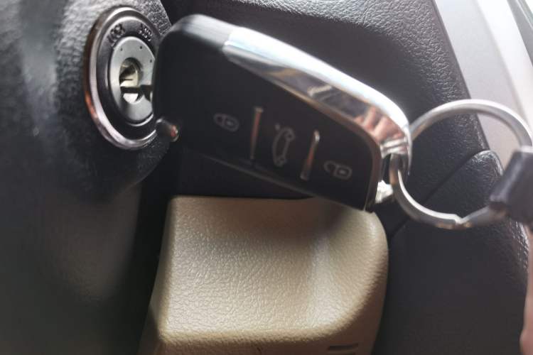 Used Toyota Camry 2013 2.0G Comfort Edition