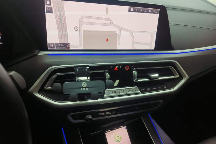 Used BMW X5 2022 xDrive30i M Sport Package Audio And AC Panel