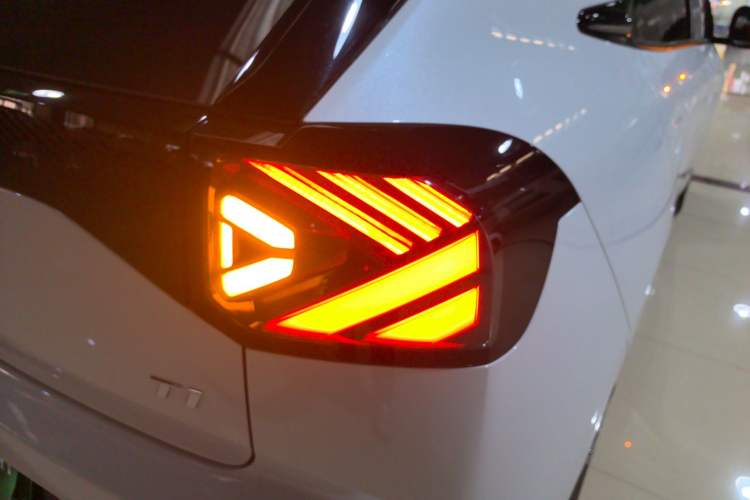 Used ARCFOX T1 2025 Model 320 PRO Right Rear Taillight